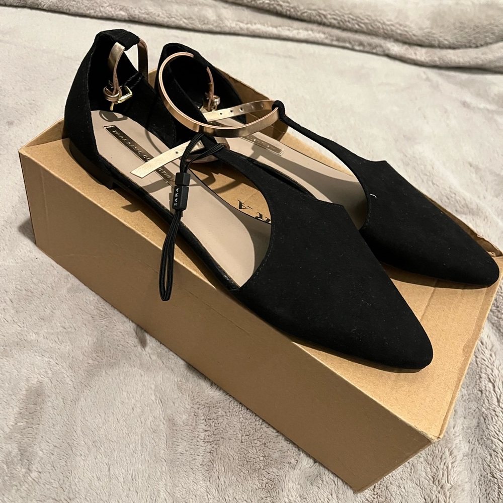 Zara Flats